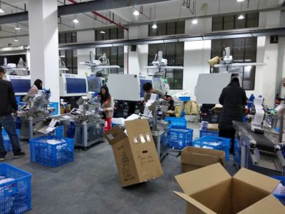 10台微信支付牌平面贴标机