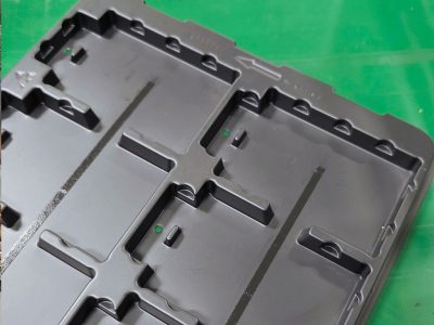 塑料托盘自动贴胶机应用案例